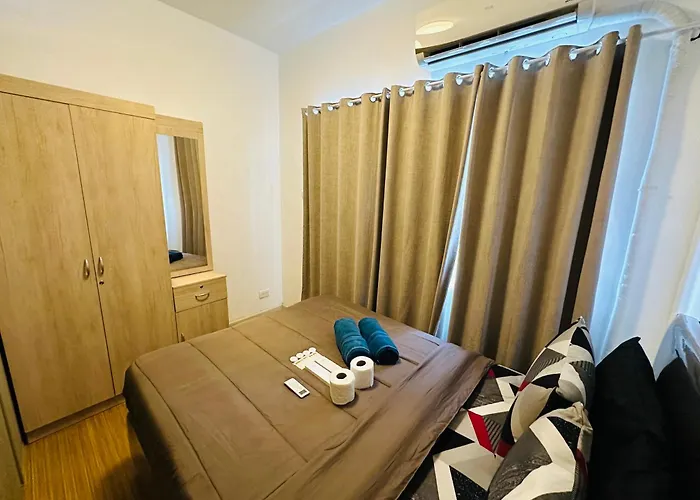 Grace Residences 1 Bedroom With Balcony Bgc View Netflix Apartment *